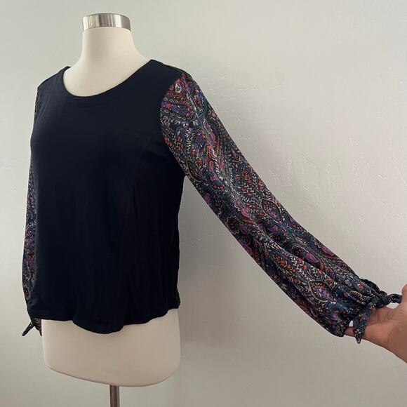 Anthropologie Akemi + Kin Maybelle Paisley Balloon Tied-Sleeve Top Black Medium - Picture 6 of 10